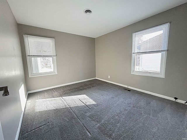 5328 N Stony Run Lane, Fort Wayne, IN 46825