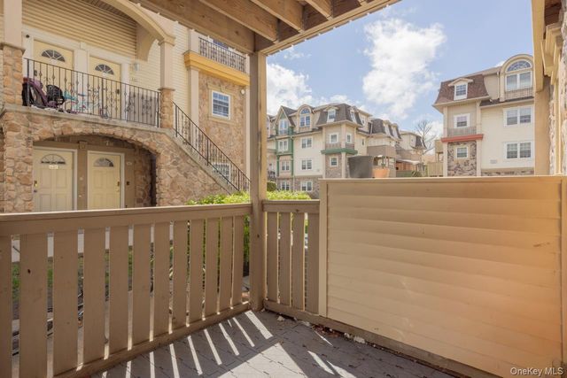 7 Elm Street 112, Spring Valley, NY 10977