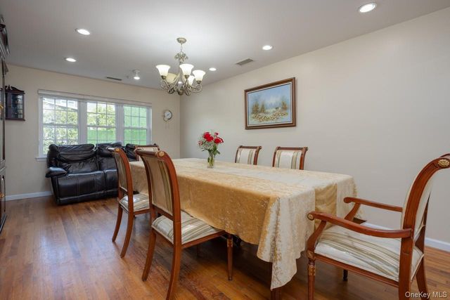 7 Elm Street 112, Spring Valley, NY 10977