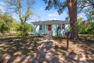 507 S Boundary ST, Burnet, TX 78611