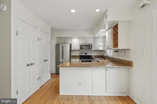 5426 CABOT RIDGE CT, Fairfax, VA 22032
