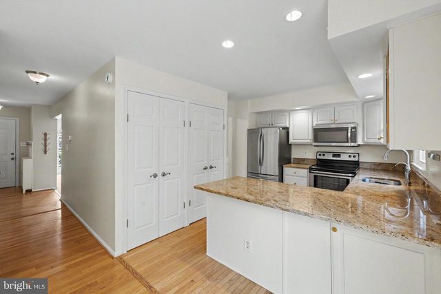 5426 CABOT RIDGE CT, Fairfax, VA 22032