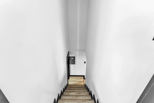 110 S Basswood Avenue, Republic, MO 65738