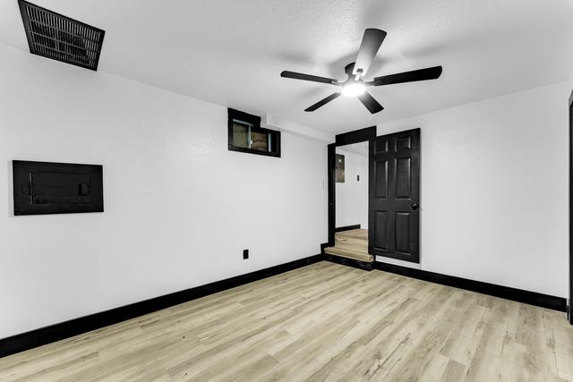 110 S Basswood Avenue, Republic, MO 65738