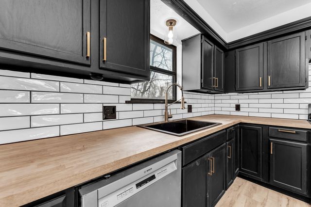 110 S Basswood Avenue, Republic, MO 65738