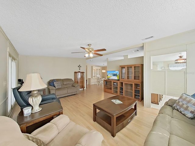 1723 SHERWOOD HILL DR, Lakeland, FL 33810