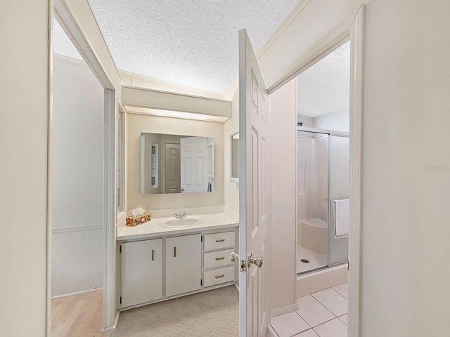 1723 SHERWOOD HILL DR, Lakeland, FL 33810