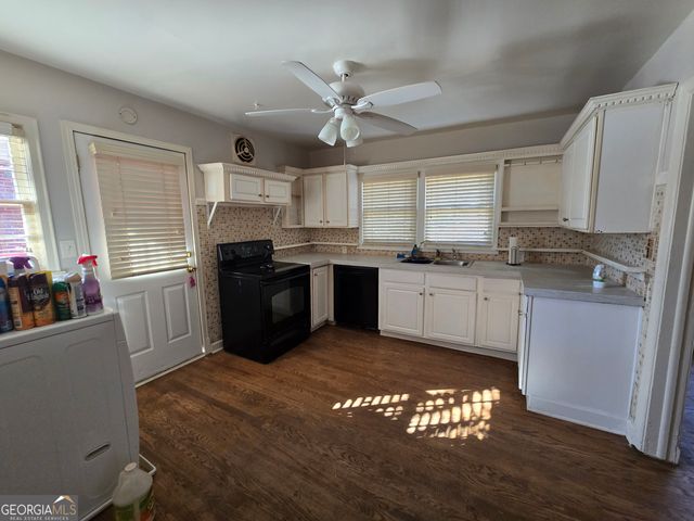 1440 Boulevard Lorraine SW, Atlanta, GA 30311