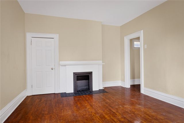1005 Sheffield St, Manchester, PA 15233