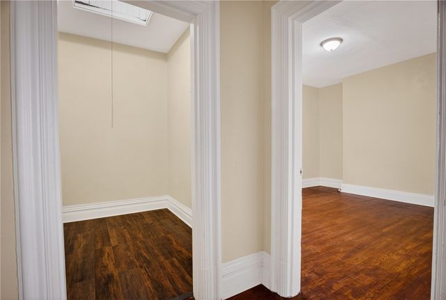 1005 Sheffield St, Manchester, PA 15233