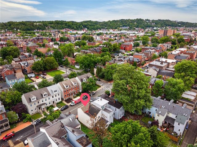 1005 Sheffield St, Manchester, PA 15233