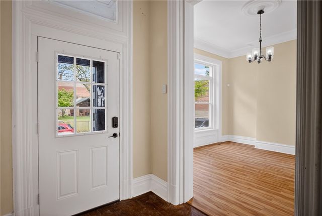 1005 Sheffield St, Manchester, PA 15233