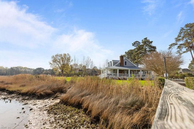 603 Gatling Pointe PW, Smithfield, VA 23430