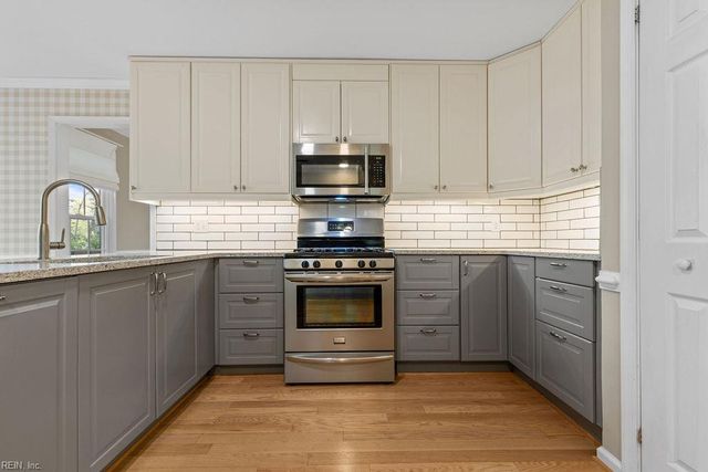 603 Gatling Pointe PW, Smithfield, VA 23430