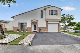 730 Cumberland Terrace, Davie, FL 33325