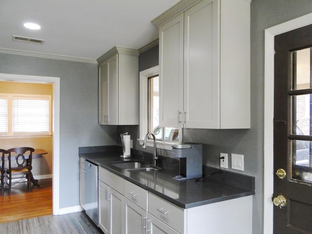 1426 VERA CRUZ ST, Memphis, TN 38117
