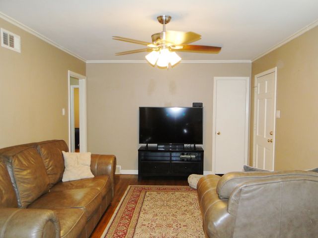 1426 VERA CRUZ ST, Memphis, TN 38117