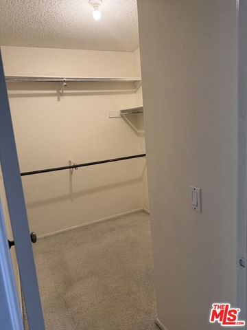8221 Langdon Avenue 204, Van Nuys (los Angeles), CA 91406