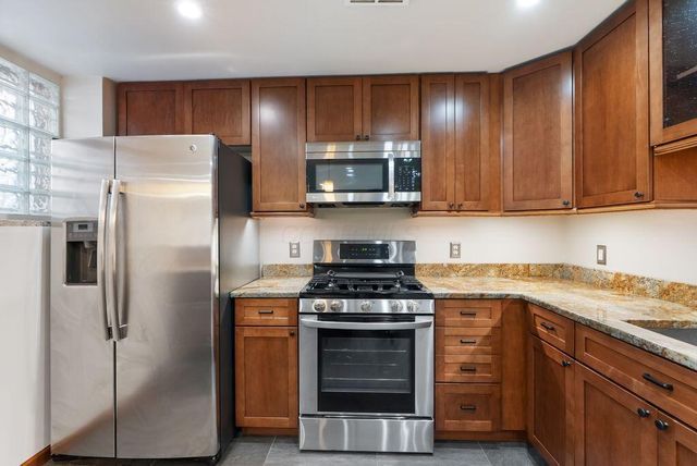 249 E Whittier Street, Columbus, OH 43206