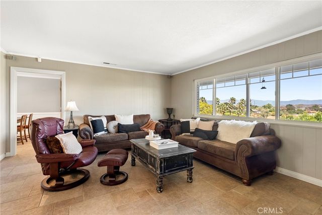 5012 Sleeping Indian, Fallbrook, CA 92028
