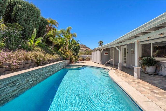 5012 Sleeping Indian, Fallbrook, CA 92028