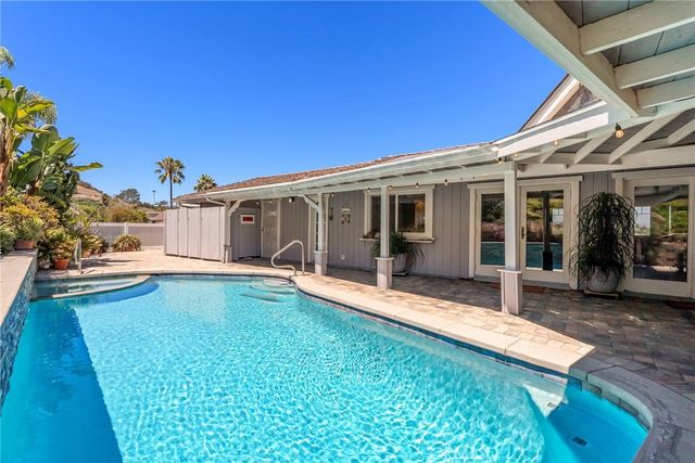 5012 Sleeping Indian, Fallbrook, CA 92028
