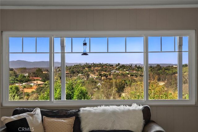 5012 Sleeping Indian, Fallbrook, CA 92028