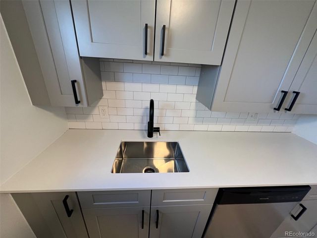 671 S Stuart Street, Denver, CO 80219