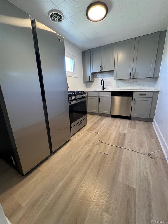 671 S Stuart Street, Denver, CO 80219