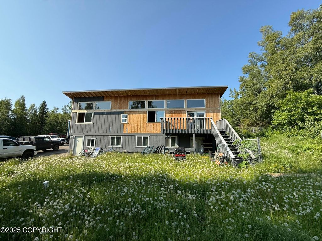 4600 De Armoun Rd Road, Anchorage, AK 99516