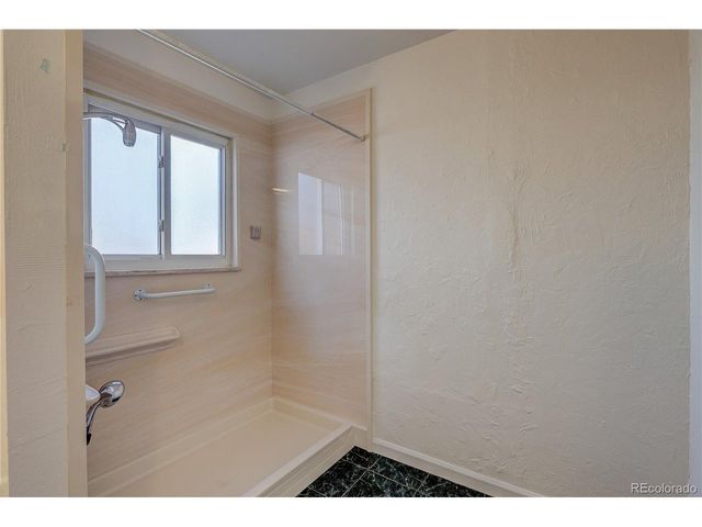 711 S Moline St, Aurora, CO 80012