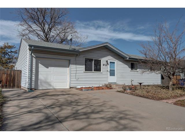 711 S Moline St, Aurora, CO 80012