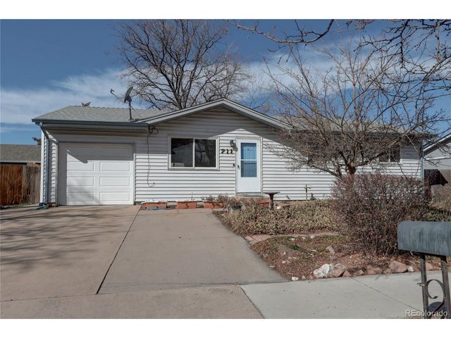 711 S Moline St, Aurora, CO 80012