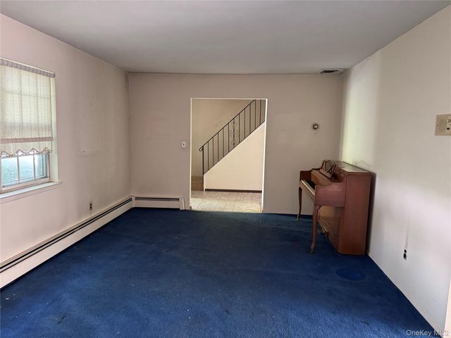 16 Herrick Avenue, Dix Hills, NY 11746