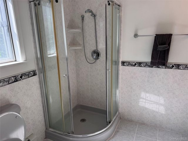 16 Herrick Avenue, Dix Hills, NY 11746