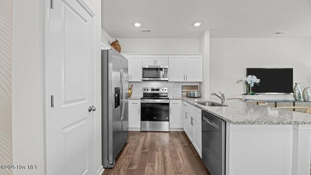 2033 Clock Road, New Bern, NC 28562