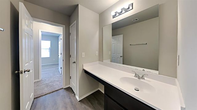 1825 Melanie Drive, Yukon, OK 73099