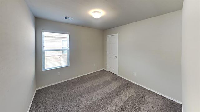 1825 Melanie Drive, Yukon, OK 73099