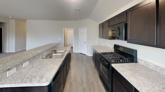 1825 Melanie Drive, Yukon, OK 73099