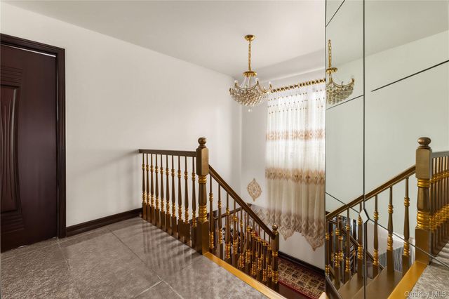 26504 79th Avenue, Glen Oaks, NY 11004