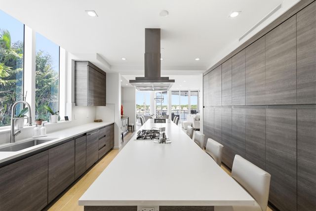 1110 Seminole Drive 201, Fort Lauderdale, FL 33304