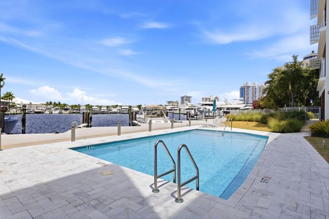 1110 Seminole Drive 201, Fort Lauderdale, FL 33304