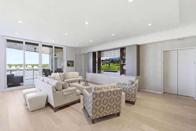 1110 Seminole Drive 201, Fort Lauderdale, FL 33304