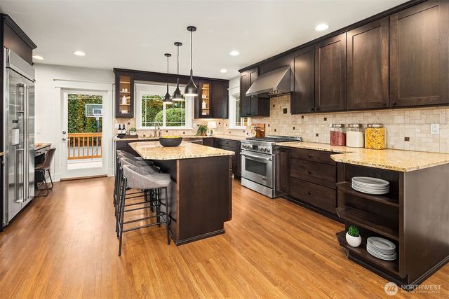 407 35th Avenue S, Seattle, WA 98144