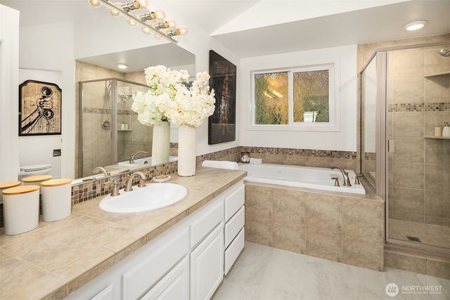 407 35th Avenue S, Seattle, WA 98144