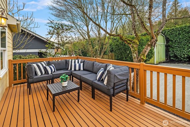 407 35th Avenue S, Seattle, WA 98144