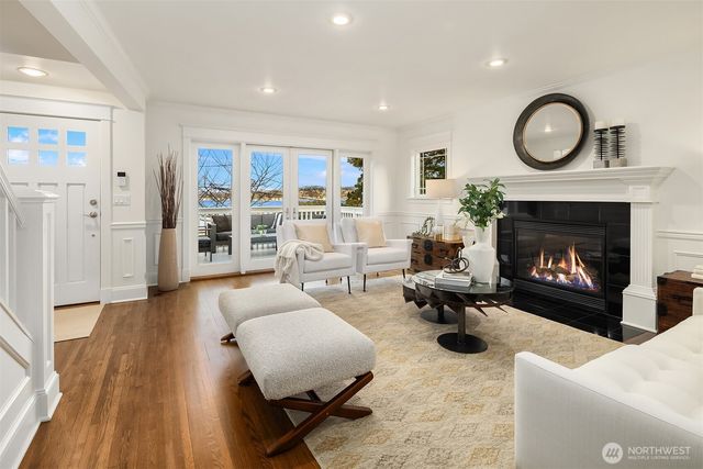 407 35th Avenue S, Seattle, WA 98144