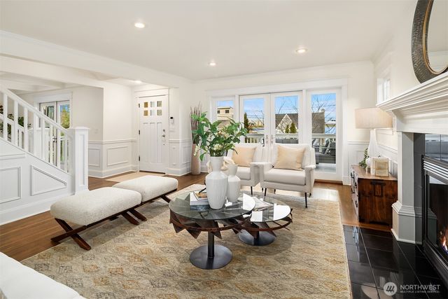 407 35th Avenue S, Seattle, WA 98144