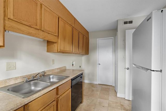 4701 Flat Shoals Road 65A, Union City, GA 30291