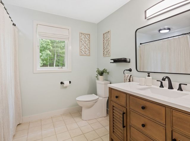 7 Tiffany Trail, Hopkinton, MA 01748
